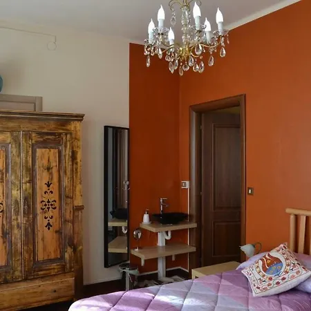 Bed & Breakfast La Piccola Reggia Di Vallo *